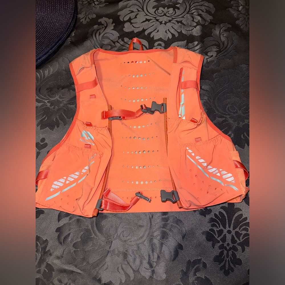 Nathan Women’s Running Vest